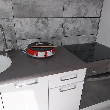 Brig 108 - Private Swimming Pool And Jacuzzi Apartmán *