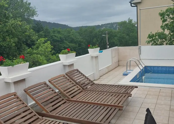 Brig 108 - Private Swimming Pool And Jacuzzi Rijeka