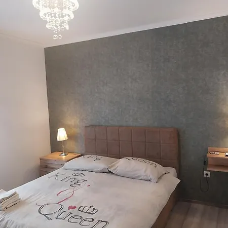 Brig 108 - Private Swimming Pool And Jacuzzi דירה