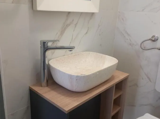 Brig 108 - Private Swimming Pool And Jacuzzi רייקה