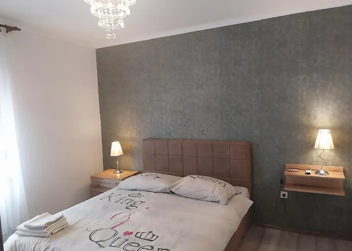 Brig 108 - Private Swimming Pool And Jacuzzi דירה